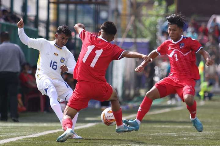 श्रीलंकालाई हराउँदै घरेलु टोलीको विजयी शुरुवात