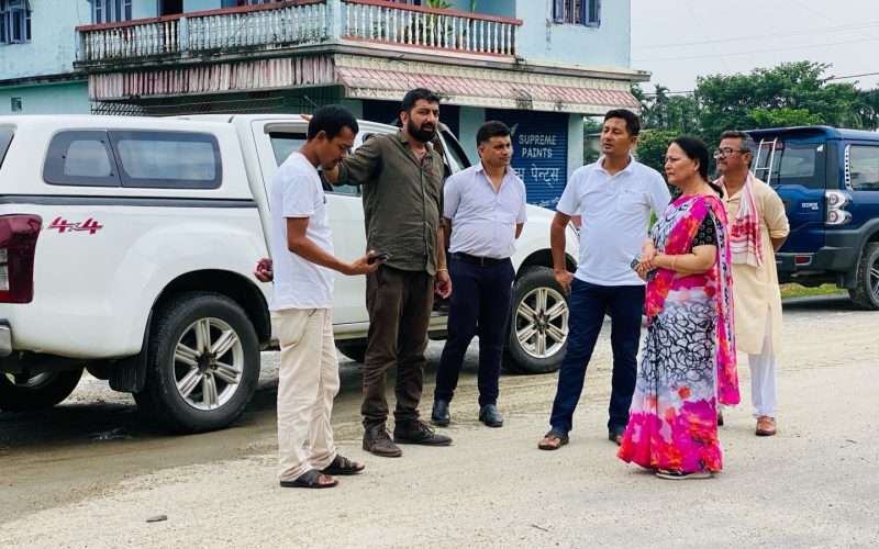 बिर्तामोडस्थित हर्कलाल मार्ग स्तरोन्नति गरिदै
