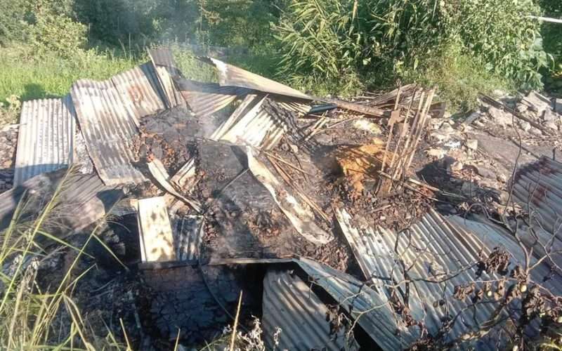 अभिभावक नभएको  समयमा ताप्लेजुङको एक घरमा आगलागी