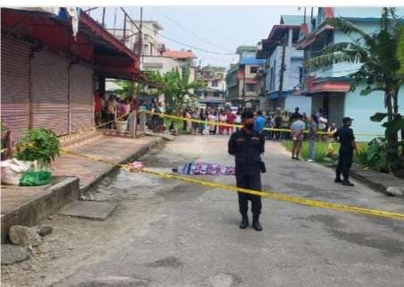 दमकमा घरको छतबाट हामफालेर आत्महत्या