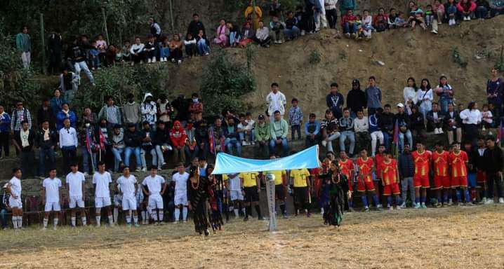 इम्बूङमा संचालित बराहक्षेत्र कात्र्तिके पूर्णिमामेला  फुट्बल प्रतियोगिताको उपाधि नुमाफुङ युथ क्लवले जित्यो