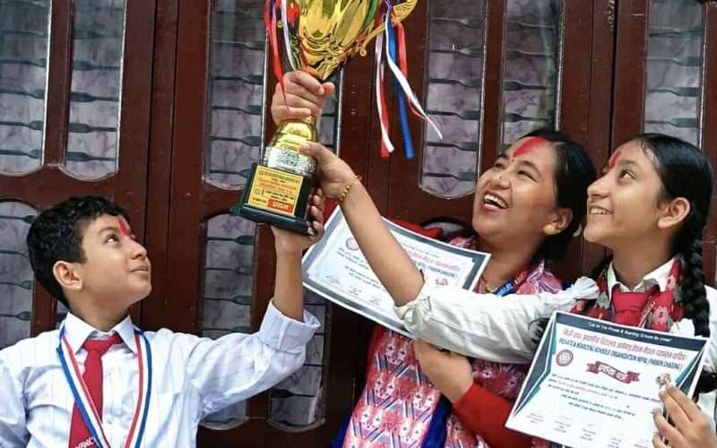 जिल्लास्तरीय कथा वाचन प्रतियोगितामा एडभान्स एकेडेमी प्रथम